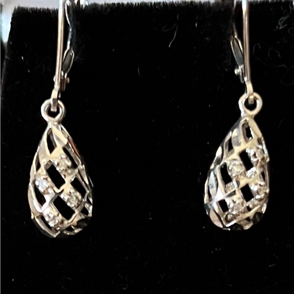 10K Diamond Teardrop Earrings with Diamond Cut White Gold Dangle Lever Back